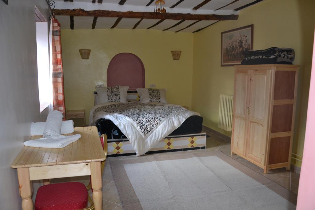 Ksar Timnay Hotel Aguelmous Esterno foto